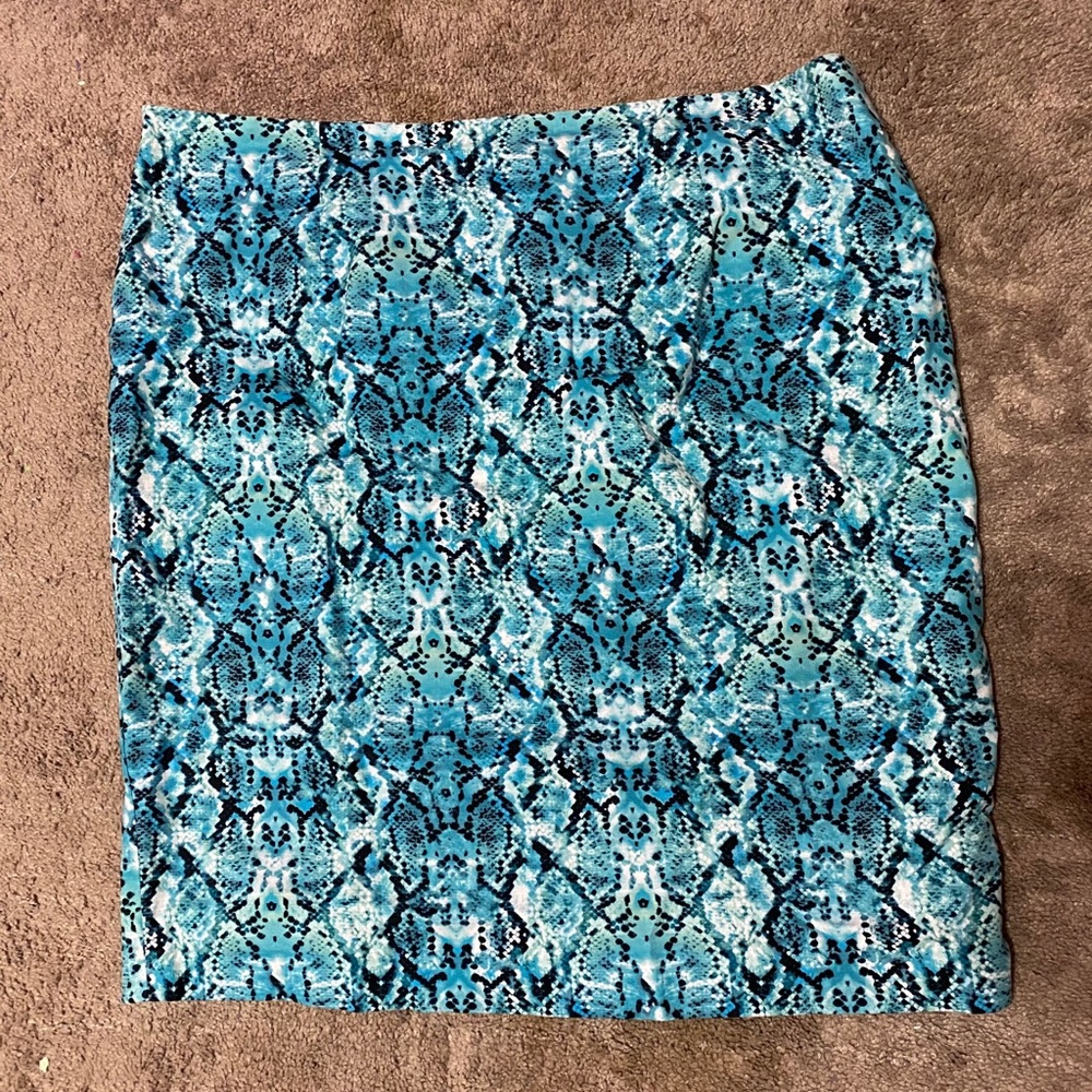 Pencil skirt